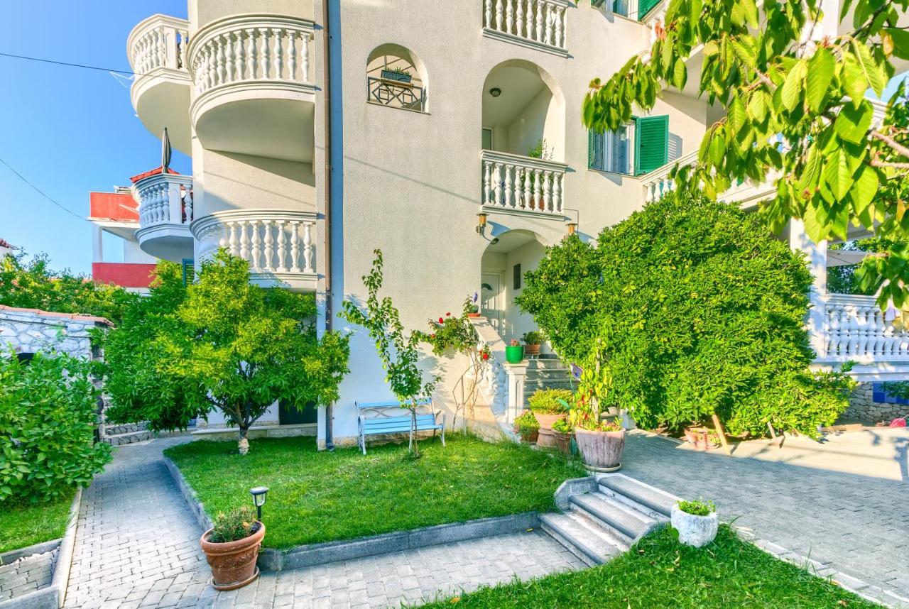 Apartmani Vukicevic 沃迪切 外观 照片