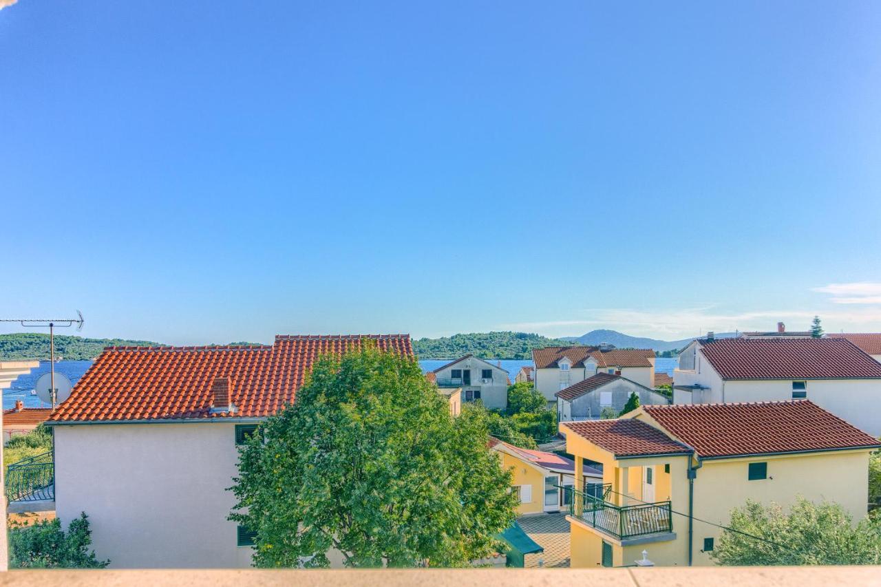 Apartmani Vukicevic 沃迪切 外观 照片