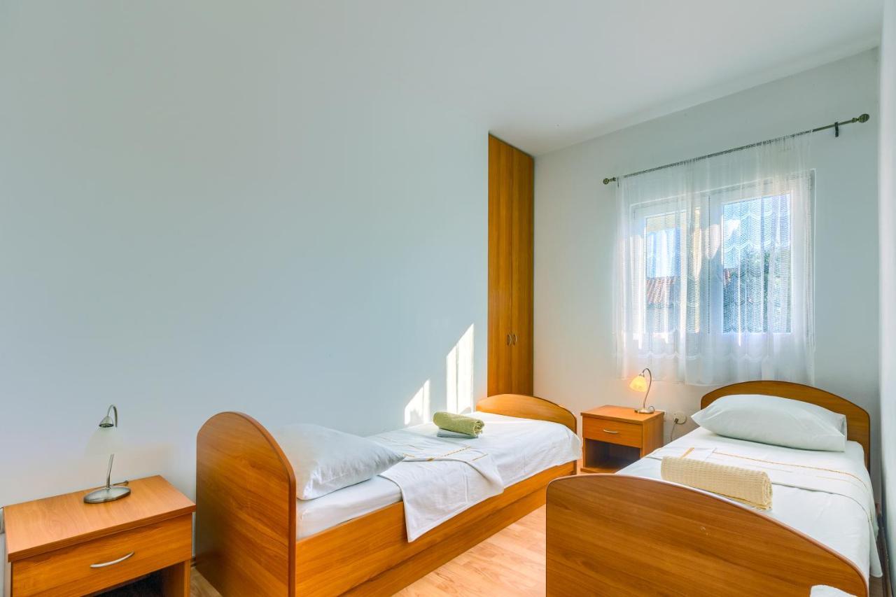 Apartmani Vukicevic 沃迪切 外观 照片